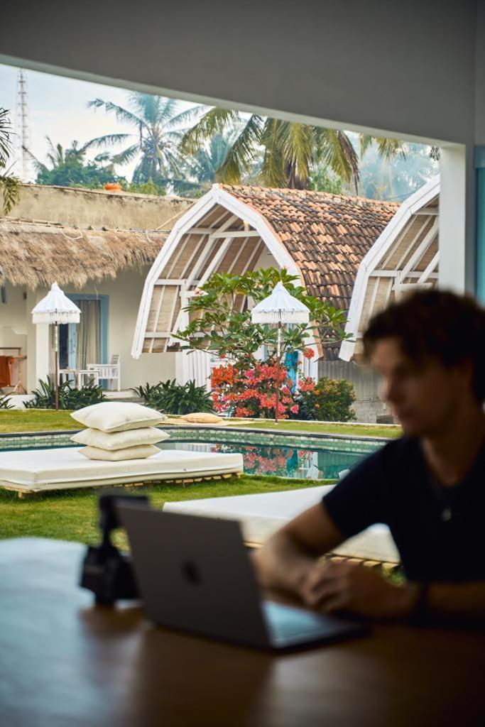 Dream Cowork Hotel Kuta  Luaran gambar